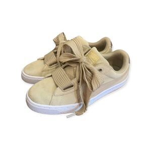 Puma Beige Sneakers